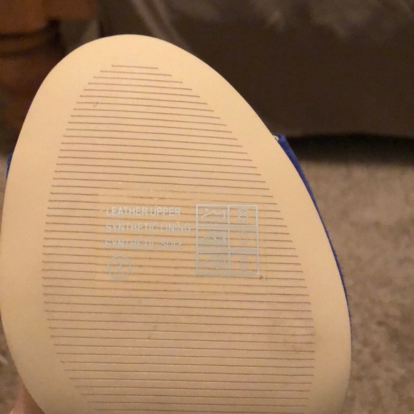 Saks Fifth Avenue Brand Size 7 high heel sandals. - Picture 3 of 6